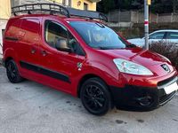 Gebraucht Peugeot Partner Comfort 90 PS (66 kW) 2010 Rot Van / Kleinbus