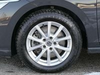 Gebraucht VW Golf VIII Life 116 PS (85 kW) 2022 Grau Kombi
