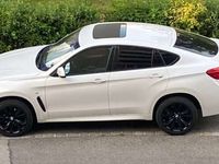 gebraucht BMW X6 xDrive40d M- Sport Paket