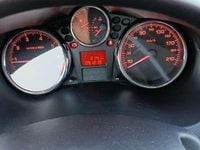 Gebraucht Peugeot 206 60 PS (44 kW) 2012 Weiß Limousine