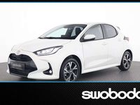 Gebraucht Toyota Yaris Hybrid Active 116 PS (85 kW) 2025 Pure white  weiß Limousine