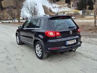 Gebraucht VW Tiguan 140 PS (102 kW) 2010 Schwarz SUV