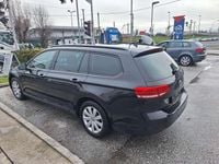 Gebraucht VW Passat Trendline 120 PS (88 kW) 2016 Schwarz Kombi