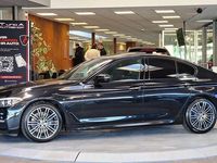 gebraucht BMW 530 d xDrive M-Paket Aut. *Head-up*Schiebedach*Navi*