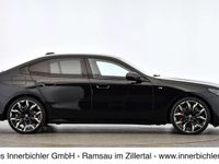 Gebraucht BMW 540 Efficient Dynamics 286 PS (210 kW) 2025 Schwarz Limousine