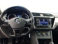 gebraucht VW Touran aus Bürs - 85 kW und 101603 km