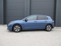 Gebraucht VW Golf VIII Life 150 PS (110 kW) 2024 Mittelblau  metallic