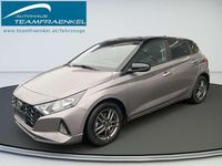 Gebraucht Hyundai i20 101 PS (74 kW) 2022 Braun Limousine