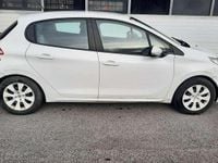 gebraucht Peugeot 208 208 Access 1,2 VTi Access
