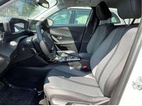 gebraucht Peugeot e-2008 Elektro Allure Pack 50 kWh