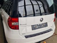 gebraucht Skoda Yeti Yeti Elegance 2,0 TDI 4x4 DSG Elegance