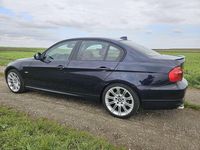 Gebraucht BMW 318 136 PS (100 kW) 2009 Blau Limousine