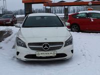 Gebraucht Mercedes CLA200 Shooting Brake 136 PS (100 kW) 2017 Weiß Kombi