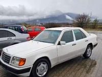 Gebraucht Mercedes E250 113 PS (83 kW) 1996 Limousine