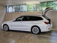 gebraucht BMW 320 320 d 48 V xDrive Touring Aut.