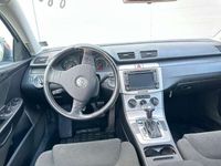gebraucht VW Passat Comfortline 2,0 TDI DPF DSG