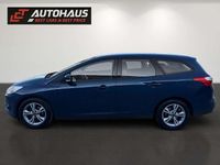 Gebraucht Ford Focus 101 PS (74 kW) 2014 Blau Kombi
