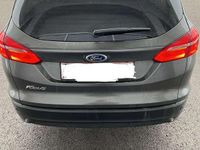 gebraucht Ford Focus Traveller 15 TDCi Titanium *Navi/Winterpaket/8-fach-Bereift