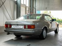 Gebraucht Mercedes 560 279 PS (205 kW) 1987 Beige Coupé