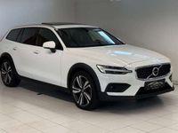 gebraucht Volvo V60 CC D4 AWD Pro Aut. +VOLLAUSSTATTUNG+MwSt.+AHK+1.Hand+