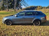 Gebraucht Skoda Octavia Scout 150 PS (110 kW) 2018 Grau Kombi