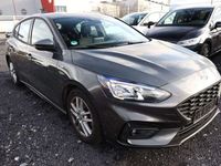 gebraucht Ford Focus 1.5 EcoBoost 150 A8 ST-Line LED Nav ACC 110 kW ...