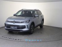 Neu VW Tiguan 130 PS (95 kW) 2026 Silber  metallic SUV