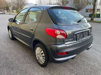 gebraucht Peugeot 206+ 206 206+ Trendy 1,1