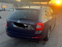 gebraucht Skoda Octavia Octavia Combi 1,6 Ambition TDI Green tec DSG Ambition