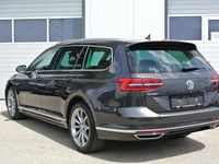 Gebraucht VW Passat Highline 150 PS (110 kW) 2019 Grau Kombi