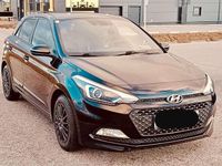 Gebraucht Hyundai i20 Edition 83 PS (61 kW) 2017 Schwarz Limousine