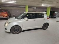 Gebraucht Suzuki Swift GL 90 PS (66 kW) 2009 Weiß Kleinwagen
