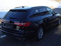Gebraucht Audi A4 136 PS (100 kW) 2021 Schwarz Kombi