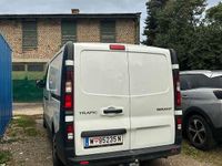 Gebraucht Renault Trafic 116 PS (85 kW) 2016 Weiß Van / Kleinbus