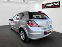 gebraucht Opel Astra 14 Style |1.BESITZ|WENIG KILOMETER|SERVICE NEU|