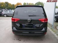 Neu VW Touran Comfortline 150 PS (110 kW) 2026 Grenadilla schwarz metallic Van / Kleinbus