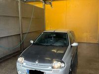 Gebraucht Renault Clio II 169 PS (124 kW) 2000 Limousine