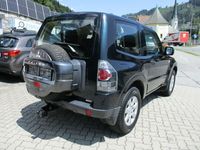 gebraucht Mitsubishi Pajero Pajero32 DI-D Austria Edition Inform AT