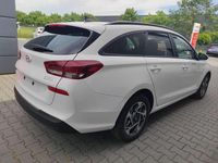 gebraucht Hyundai i30 Kombi Smart SW DCT 1.5 MJ25*Navi*LED*Shzg*PDCv&h*Cam*16