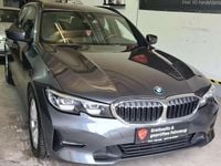 Gebraucht BMW 320 Advantage 190 PS (139 kW) 2020 Grau Kombi