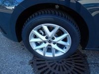 Neu Seat Leon Style 115 PS (84 kW) 2026 Dunkelblau  normal