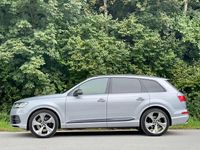 gebraucht Audi SQ7 4.0TDI quattro*VOLL*7SITZER*HUP*ACC*MASSAGE*CARBON