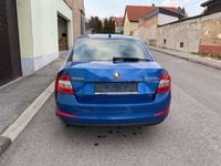 Gebraucht Skoda Octavia Elegance 150 PS (110 kW) 2013 Blau Limousine