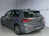 Gebraucht VW Golf VIII 150 PS (110 kW) 2022 Grau Limousine