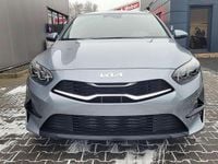 Neu Kia Ceed Sportswagon 140 PS (102 kW) 2025 Silber Kombi