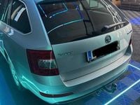 gebraucht Skoda Octavia Combi 20 TDI Style DSG