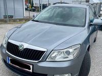 gebraucht Skoda Octavia Combi Ambition 16 TDI CR DPF 4x4