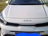 Gebraucht Kia Rio 84 PS (61 kW) 2023 Weiß Limousine