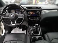 gebraucht Nissan Qashqai Tekna Plus 1,3 140 PS Benzin
