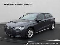 Gebraucht Audi A3 Basis 116 PS (85 kW) 2022 Hellgrau  metallic Limousine